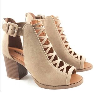 Soda Womens Fashion Aran Open Toe Heel Sandal - Tan